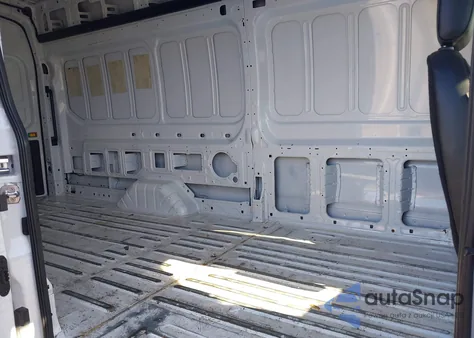 2022 Ford Transit Cargo Van z USA, uszkodzony, nr VIN 1FTBW3X83NKA11297